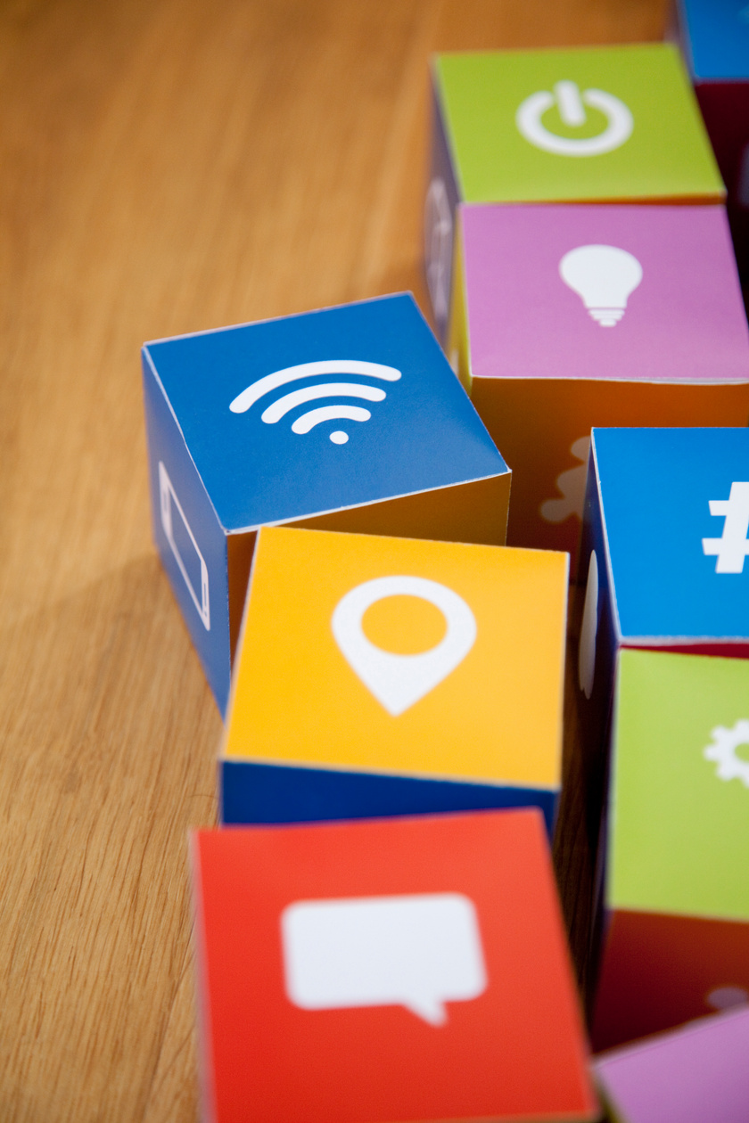 Social media cubes